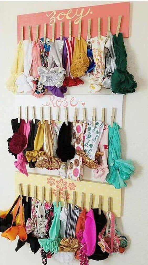 Hanging headband holder kids room