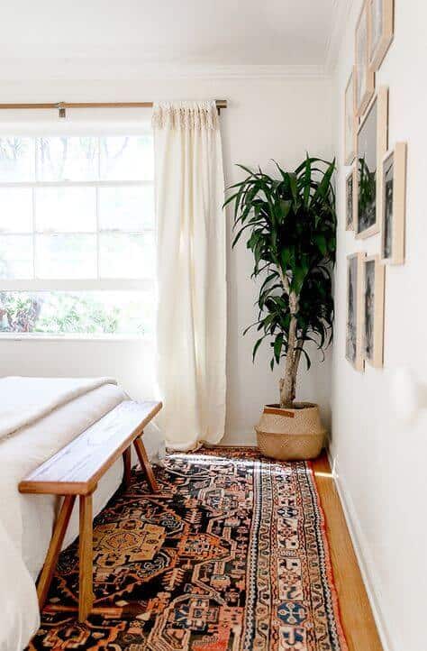 Patterned rug for bedroom
