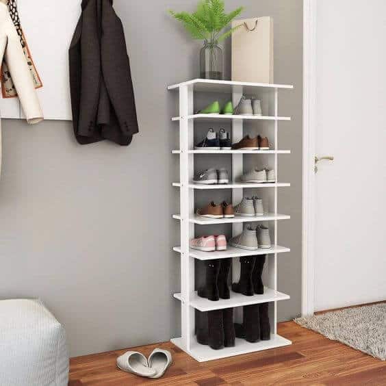 Stand-up shoe rack for kids room