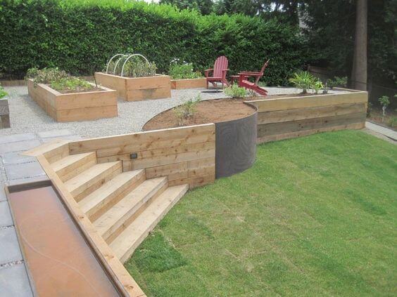 Wooden retaining wall