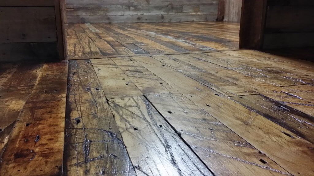 reclaimed wooden Floor