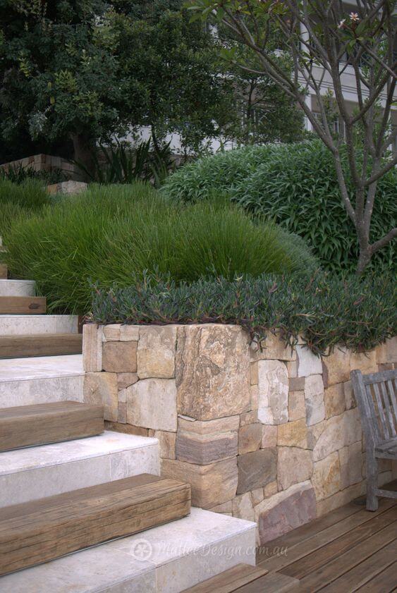 retaining wall landscape