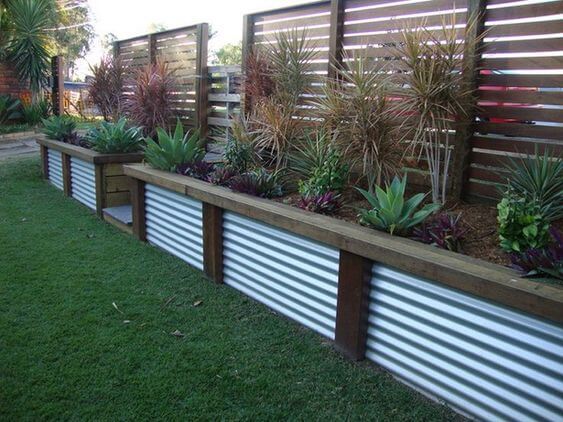retaining wall planter ideas